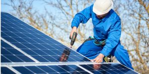 Installation Maintenance Panneaux Solaires Photovoltaïques à Chalain-le-Comtal